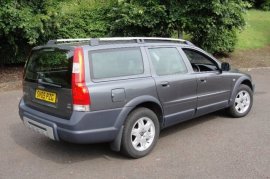 Volvo XC70 2.4