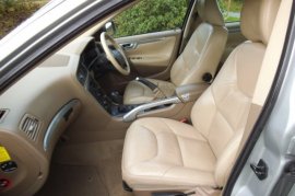 Volvo XC70 2.4