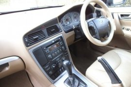 Volvo XC70 2.4