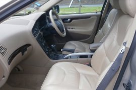 Volvo XC70 2.4