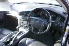 Volvo XC70 2.4