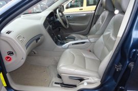Volvo XC70 2.4