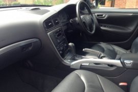 Volvo XC70 2.4