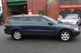 Volvo XC70 2.4