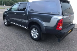 Toyota Hilux 3.0 D-4D Invincible