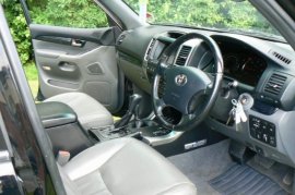 Toyota Landcruiser 3.0 D-4D Invincible