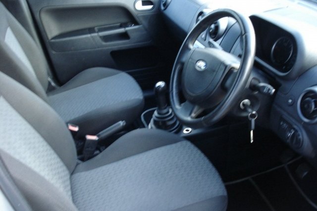Ford Fusion 1.4