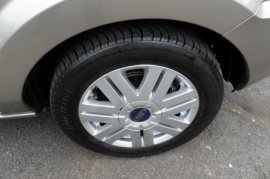 Ford Fusion 1.6