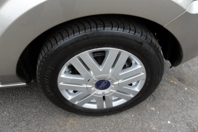 Ford Fusion 1.6