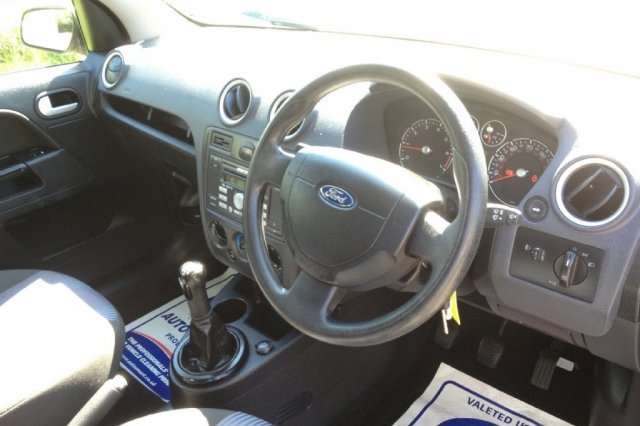 Ford Fusion 1.4