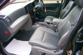 Jeep Grand Cherokee 5.7