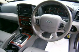 Jeep Grand Cherokee 5.7