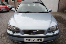 Volvo V70 2.3