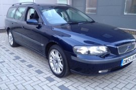 Volvo V70 2.3