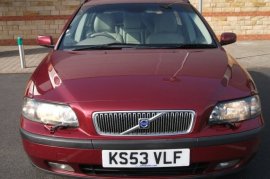 Volvo V70 2.4