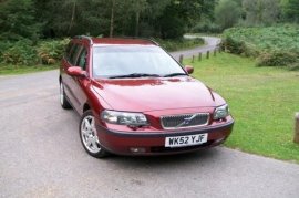 Volvo V70 2.4