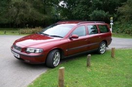 Volvo V70 2.4