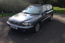 Volvo V70 2.4
