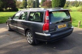 Volvo V70 2.4