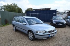 Volvo V70 2.4