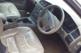 Volvo V70 2.4