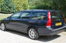 Volvo V70 2.4