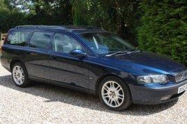 Volvo V70 2.4