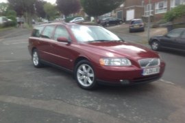 Volvo V70 2.4
