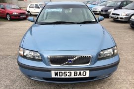 Volvo V70 2.4