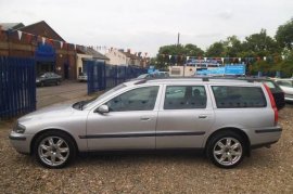 Volvo V70 2.4
