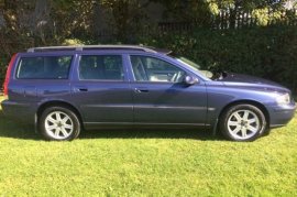 Volvo V70 2.4