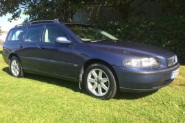 Volvo V70 2.4