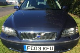 Volvo V70 2.4