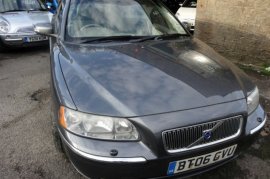 Volvo V70 2.4