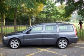 Volvo V70 2.4