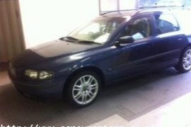 Volvo V70 2.4