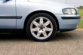Volvo V70 2.4
