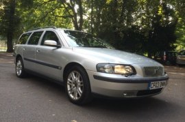 Volvo V70 2.4