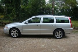 Volvo V70 2.4