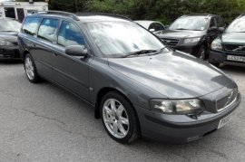 Volvo V70 2.4