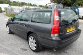 Volvo V70 2.4
