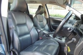 Volvo V70 2.4