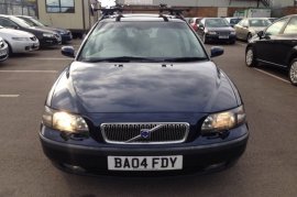 Volvo V70 2.4