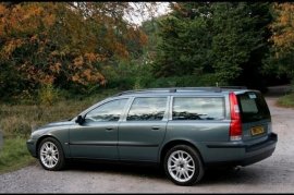 Volvo V70 2.4