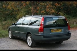 Volvo V70 2.4