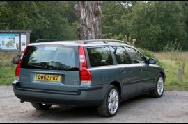 Volvo V70 2.4