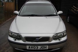 Volvo V70 2.4
