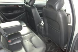 Volvo V70 2.4