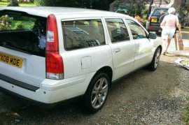 Volvo V70 2.3