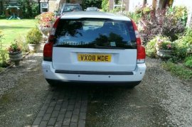 Volvo V70 2.3